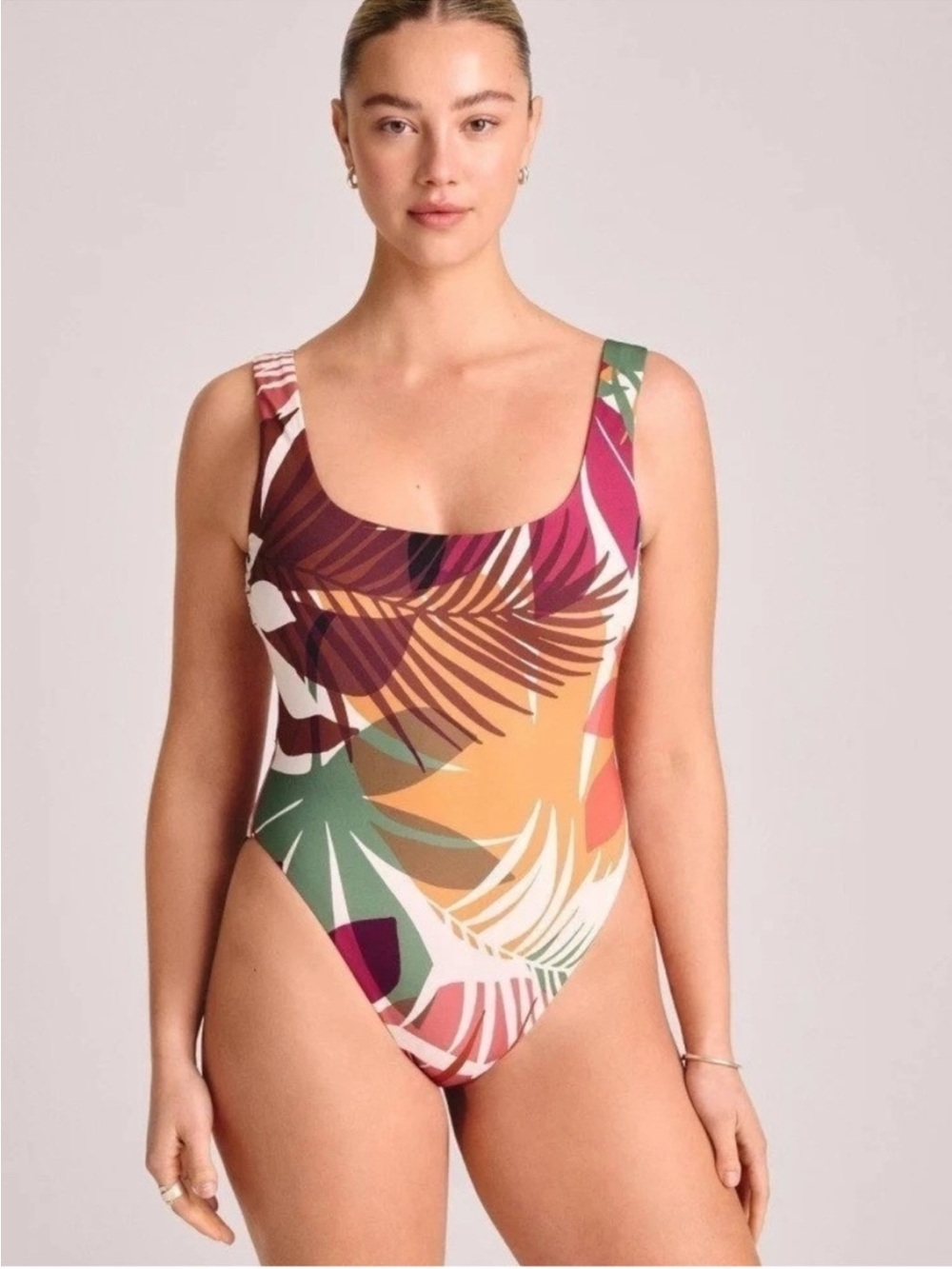 Vitamin A Women’s Tropical Leaf Cheeky Sexy Swimsuit - Multicolor Small NWT